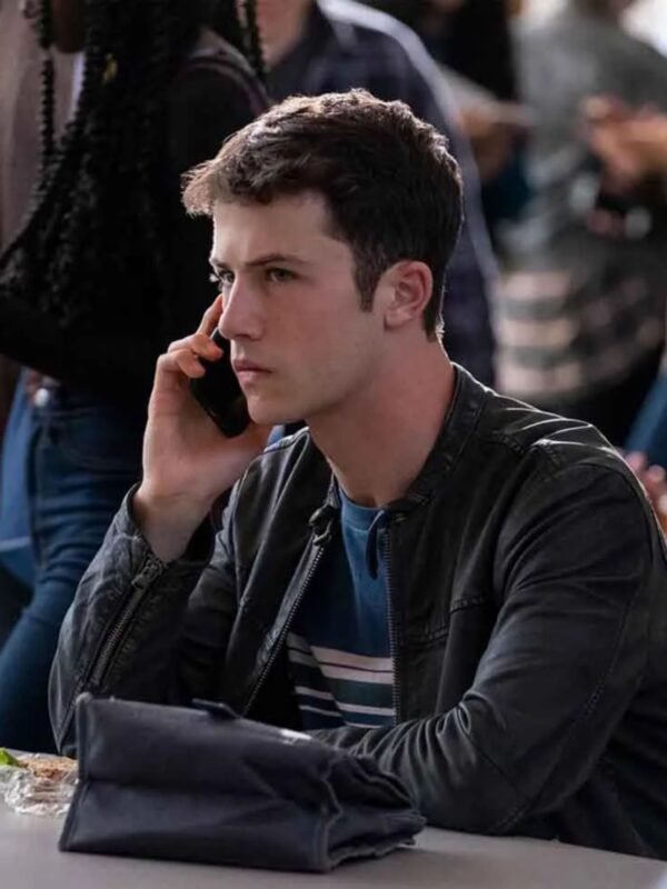 13 Reason Why Clay Jensen Black Jacket