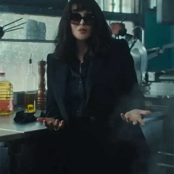 Wingwomen 2023 Isabelle Adjani Black Suit