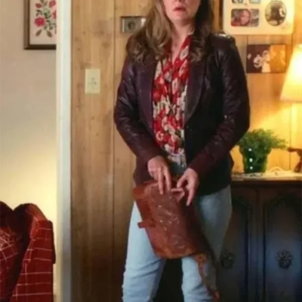Young Sheldon S04 Mary Cooper Leather Blazer