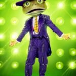 Bow Wow The Masked Singer S03 Frog Purple Suit