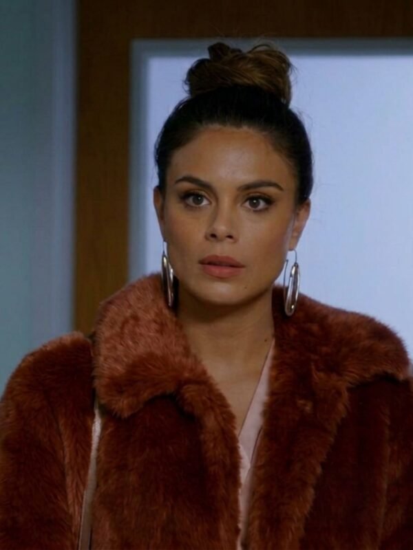Dynasty S1 E18 Cristal Carrington Brown Fur Coat