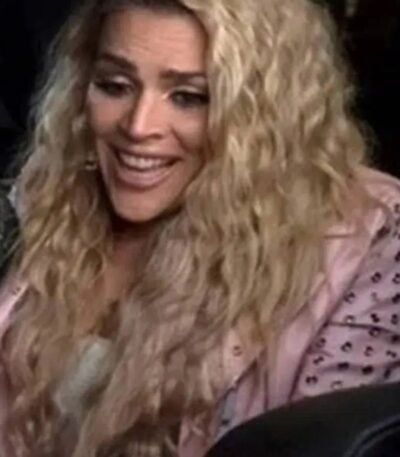 Girls5eva S02 Summer Dutkowsky Studded Pink Jacket