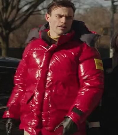 Gossip Girl S02 Thomas Doherty Red Jacket