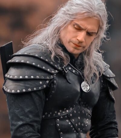 Henry Cavill Black Vest The Witcher Season 2