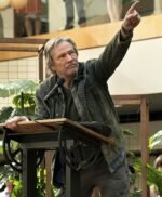 Homecoming S02 Leonard Geist Denim Jacket