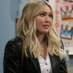 How I Met Your Father Sophie Black Jacket