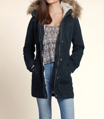 Locke and Key S02 Kinsey Locke Sherpa Black Parka Coat