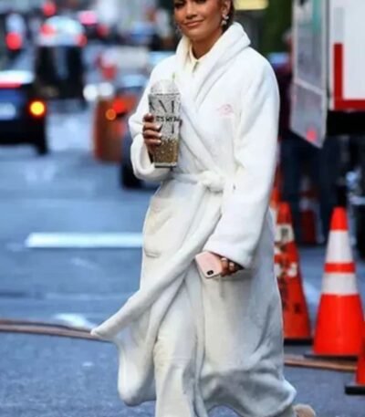 Marry Me 2022 Jennifer Lopez Fur Coat