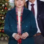 Mia Meijer Christmas on Windmill Way 2023 Blue Coat