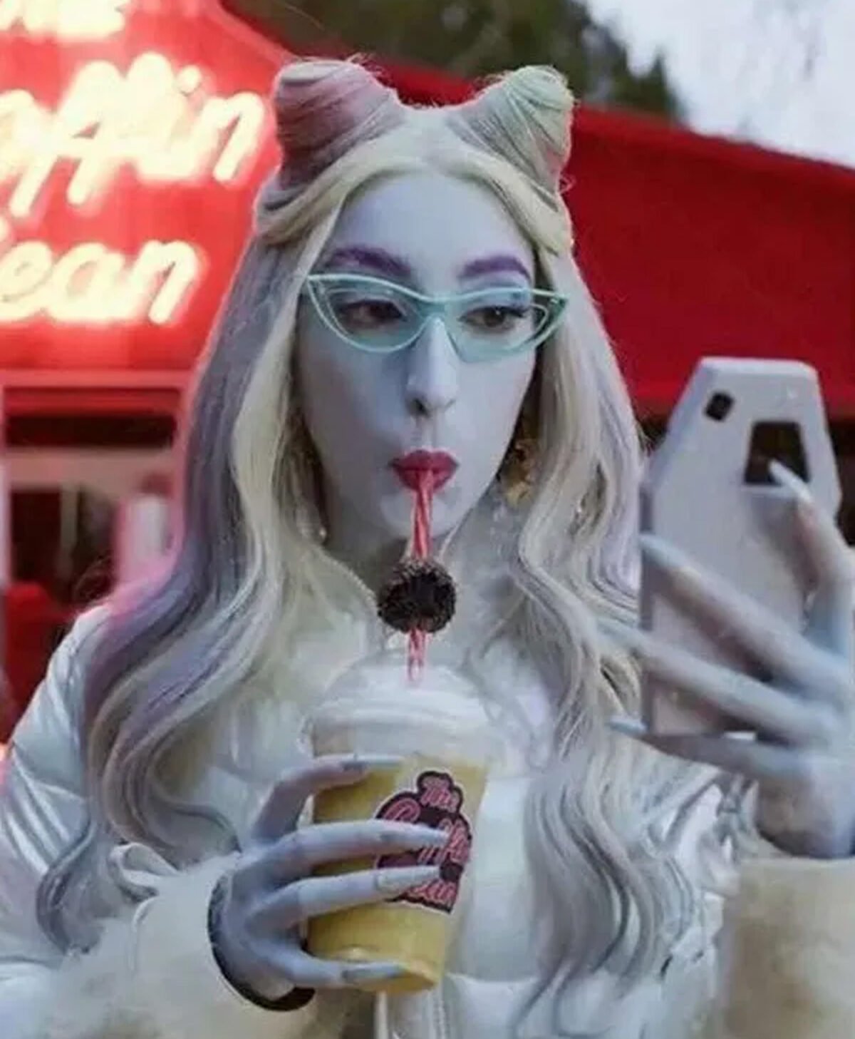 Monster High Abbey Bominable Puffer Jacket