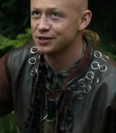 Outlander S07 Young Ian Brown Vest