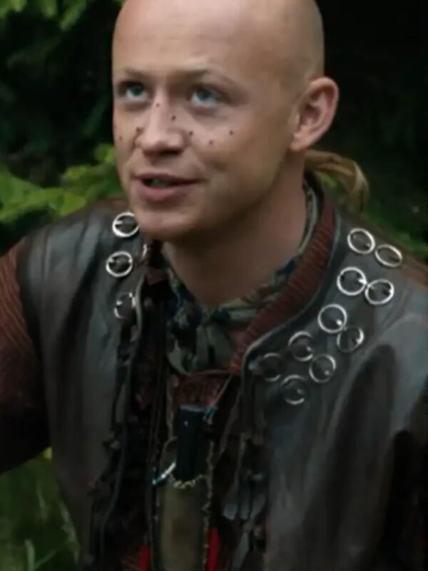 Outlander S07 Young Ian Brown Vest