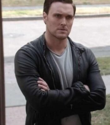 Owain Yeoman SAS Red Notice Oliver Lewis Jacket