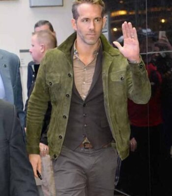 Red Notice Ryan Reynolds Green Jacket
