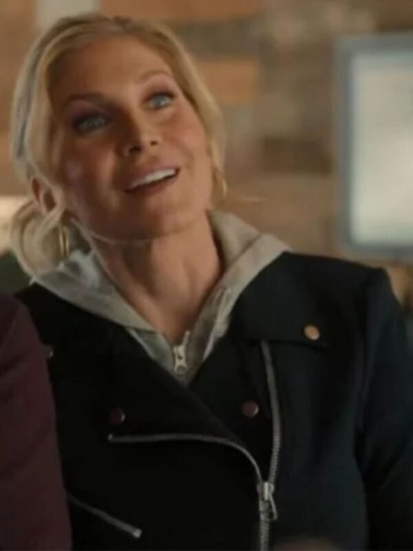 The Santa Clauses 2022 Carol Calvin Black Jacket