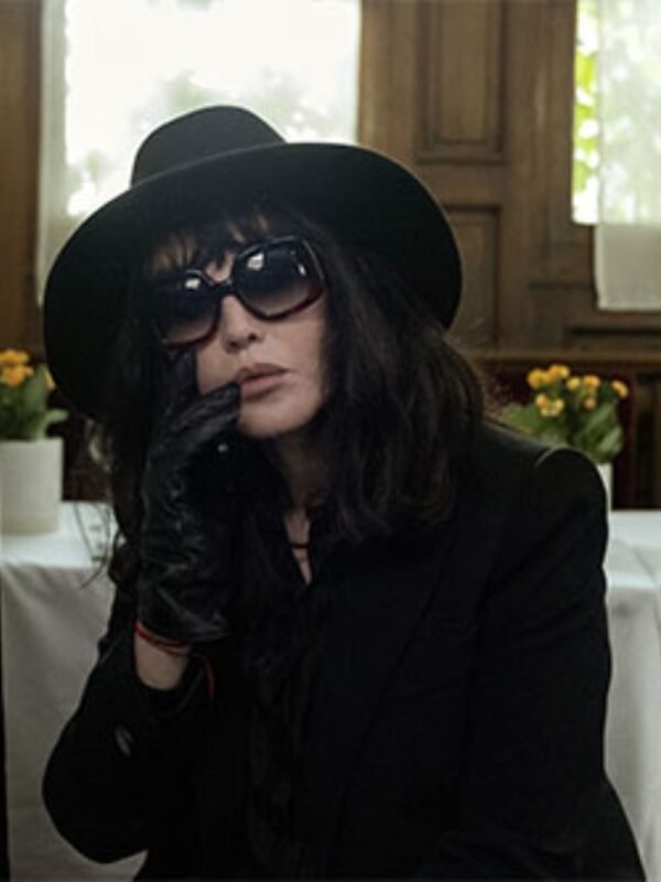 Wingwomen 2023 Isabelle Adjani Black Suit