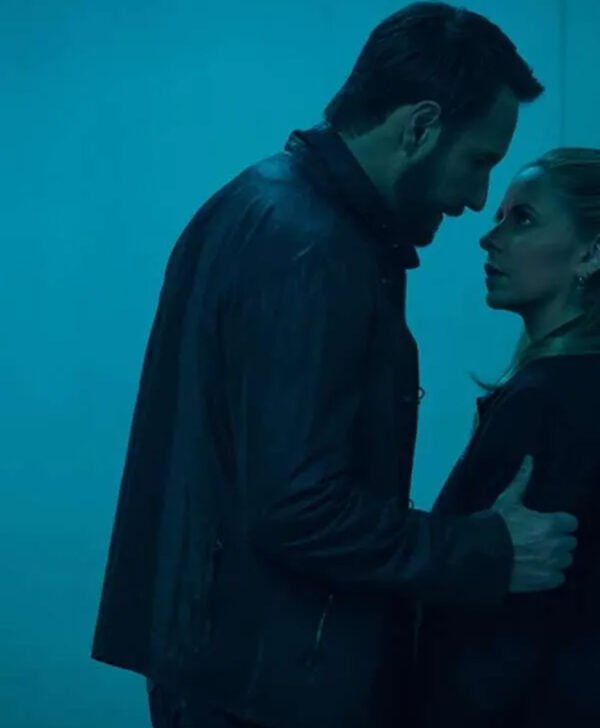 Wolf Pack S01 Garrett Briggs Black Leather Jacket