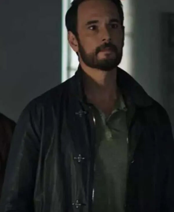 Wolf Pack S01 Garrett Briggs Black Leather Jacket