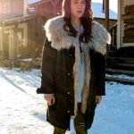 Wynonna Earp S04 Melanie Scrofano Shearling Fur Jacket