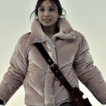 Wynonna Earp S04 Waverley Pink Puffer Jacket