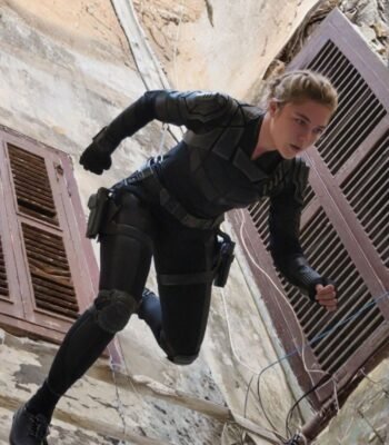 Yelena Belova Black Widow 2021 Florence Pugh Jacket