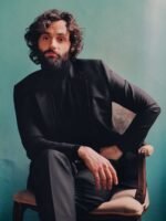 You S04 Penn Badgley Black Suit