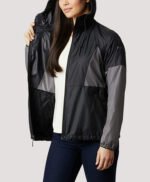 Columbia Women's Side Hill Windbreaker