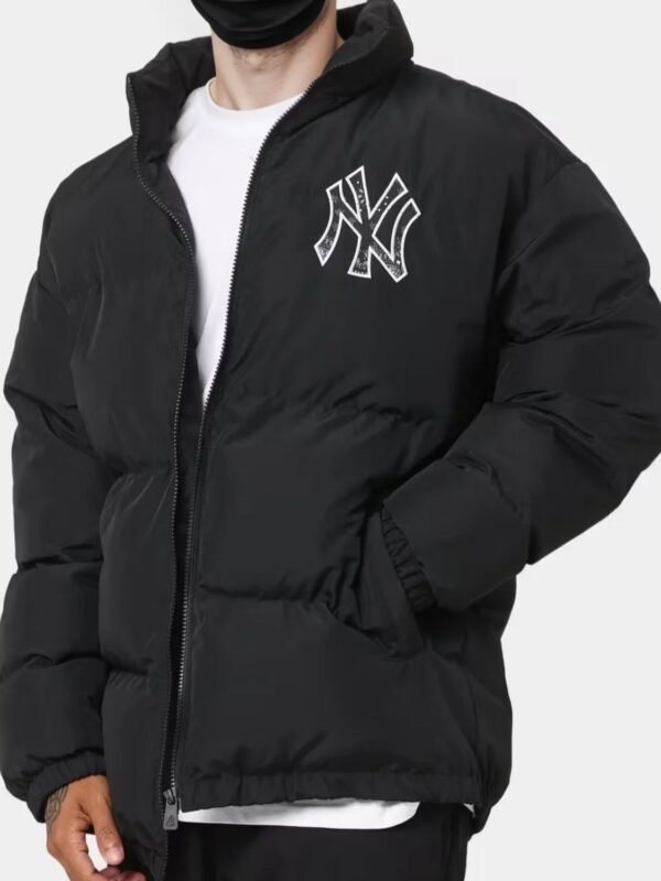 New York Yankees Paisley Puffer Jacket