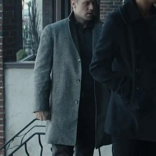 David O'Donnell Reacher S02 Grey Coat