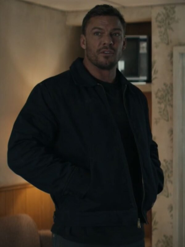 Reacher S02 Jack Reacher Black Jacket