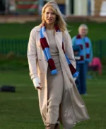 Amandaland S01 Lucy Punch Beige Coat