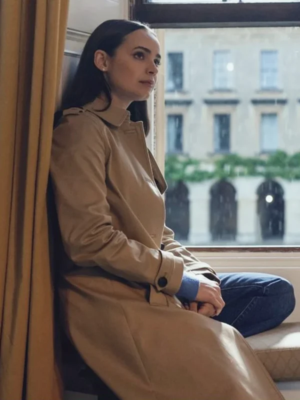 Anna De La Vega My Oxford Year Beige Coat
