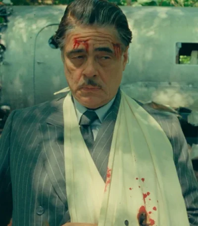 Benicio Del Toro The Phoenician Scheme Grey Blazer
