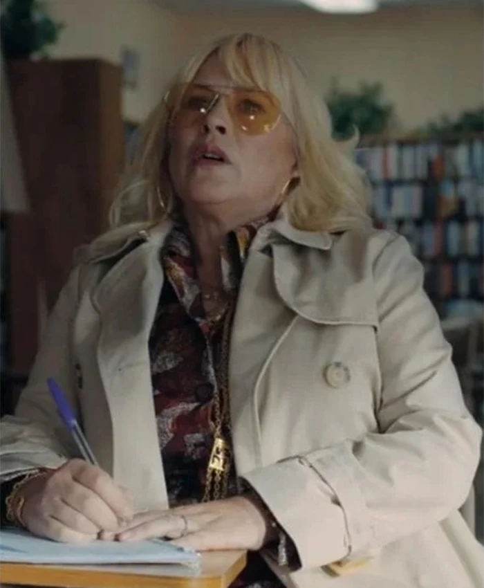 High Desert 2023 Peggy Newman Beige Coat High Desert 2023 Peggy Newman Beige Coat
