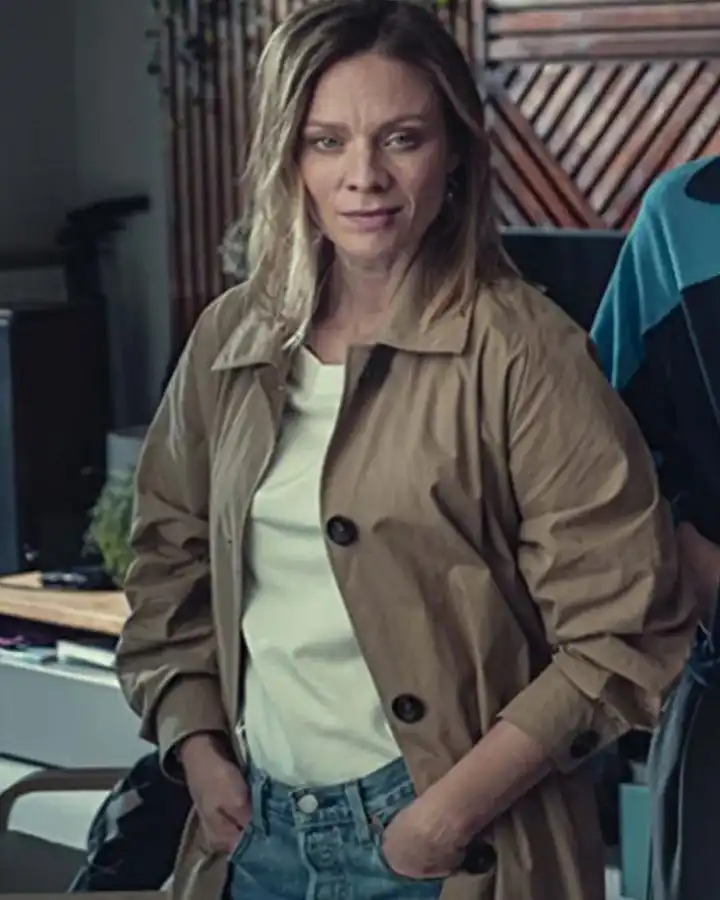 Hold Tight Magdalena Boczarska Long Brown Coat Hold Tight Magdalena Boczarska Long Brown Coat