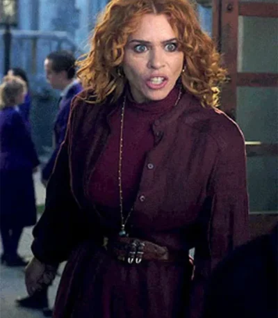 Isadora Capri Wednesday S02 Burgundy Coat