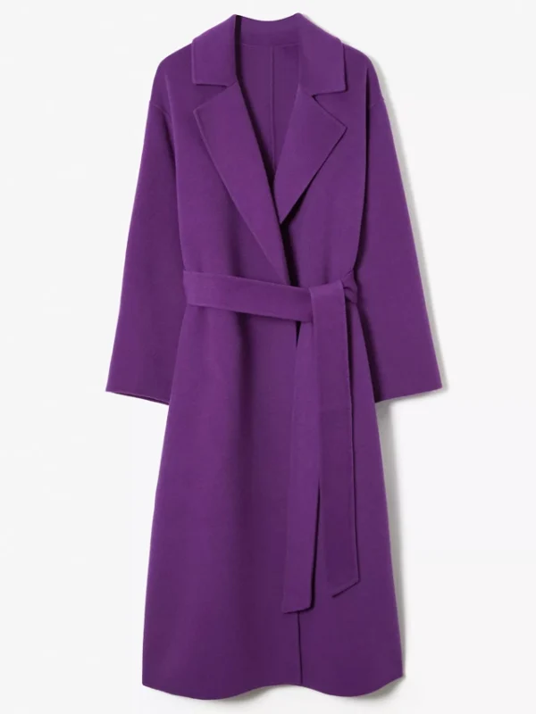 Issa Rae Black Mirror S07 Purple Coat