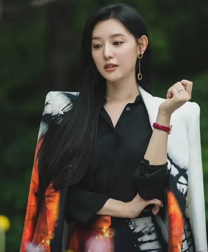 Kim Ji-won Queen of Tears 2024 Coat Kim Ji-won Queen of Tears 2024 Coat
