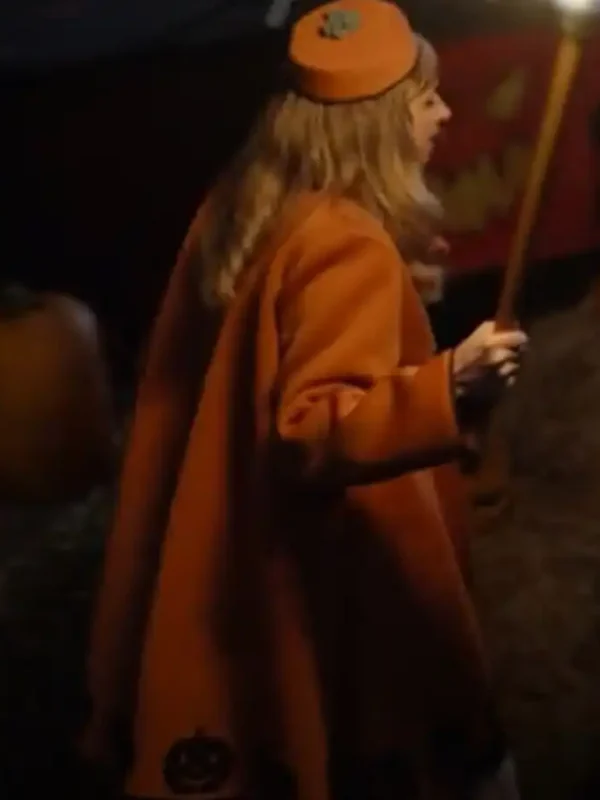 The Curse Of Bridge Hollow 2022 Lauren Lapkus Orange Halloween Coat