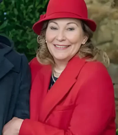 Lynne Christmas in Notting Hill Red Long Coat