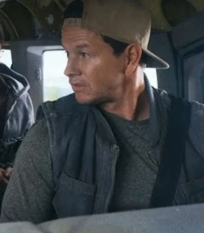 Mark Wahlberg Flight Risk 2024 Blue Vest
