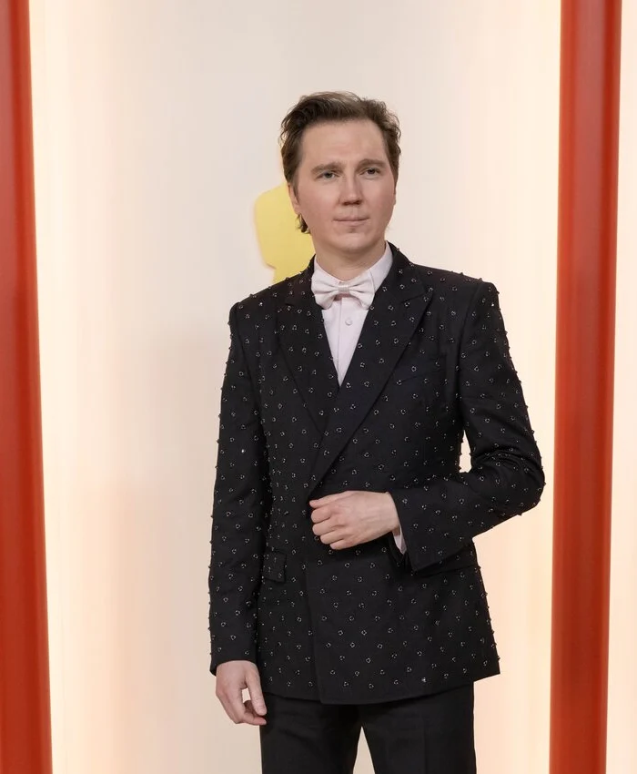 Oscar 2023 Paul Dano Black Blazer Oscar 2023 Paul Dano Black Blazer