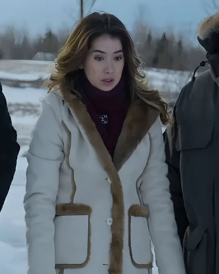 The Finnish Line Nichole Sakura White Coat The Finnish Line Nichole Sakura White Coat