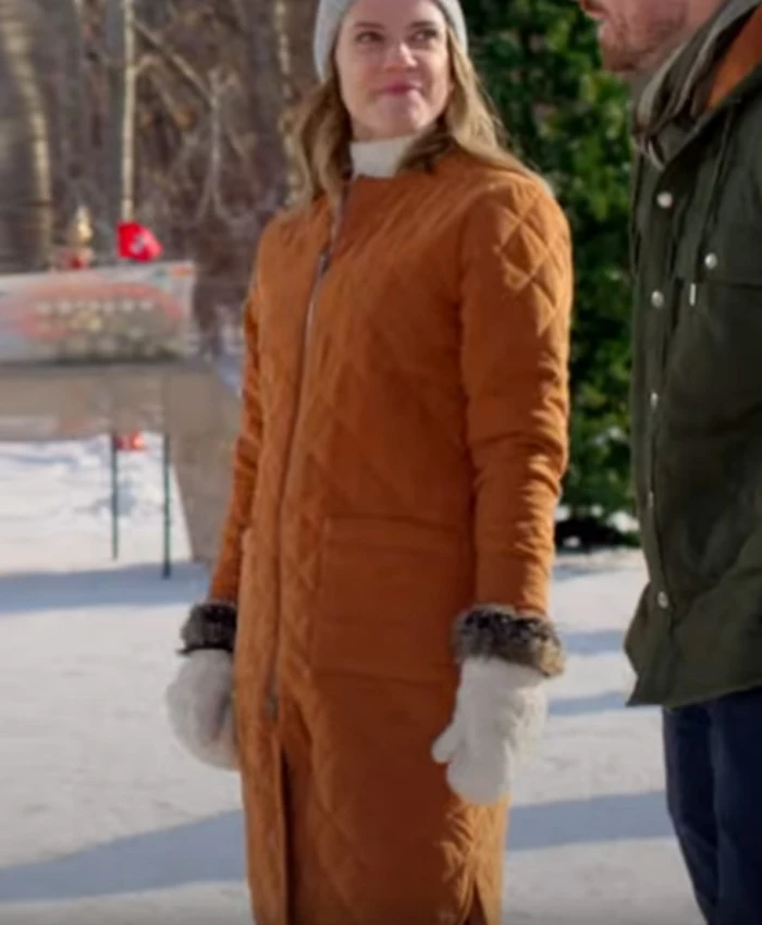 Sara Canning Coupled Up for Christmas Coat Sara Canning Coupled Up for Christmas Coat