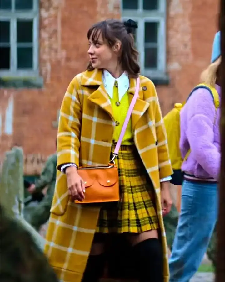 Sexify Maria Sobocinska Yellow Coat Sexify Maria Sobocinska Yellow Coat