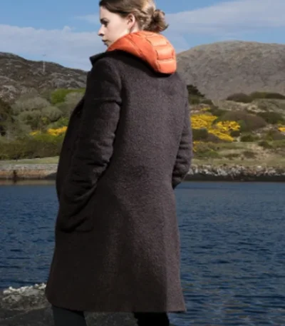 Sorcha Groundsell An t-Eilean Brown Coat