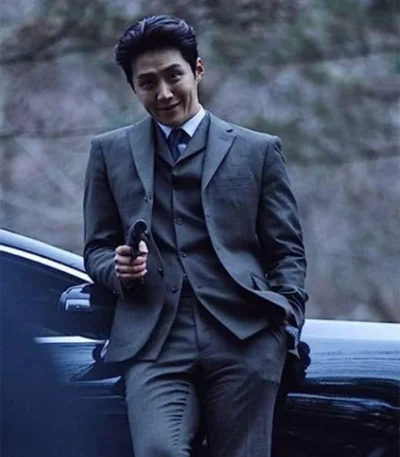 The Childe 2023 Kim Seon-Ho Grey Suit