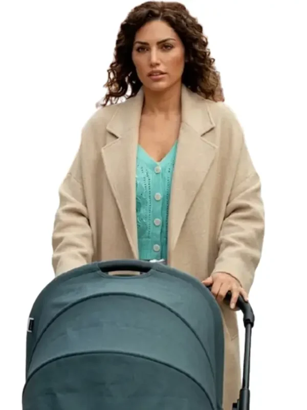 The Wonder Weeks 2023 Yolanthe Cabau Beige Coat