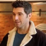 Tom Christmas by Candlelight Brown Jacket