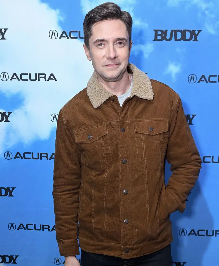 Buddy Premiere Topher Grace Brown Jacket Buddy Premiere Topher Grace Brown Jacket